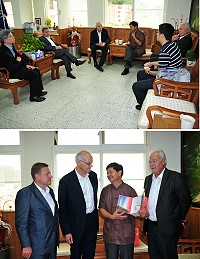 　又見國際博弈產業來馬探路！奧地利博弈公司總經理Karl Stoss（下圖左二）一行遠從歐洲來到台灣，再由外交部秘書李宗能陪同下前往拜會連江縣政府，受到縣長楊綏生的熱情歡迎。（圖／文：曹重偉）