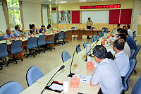 縣府昨天續召開「高齡友善城市推動計畫指標討論會議」,兩場主要討論指標分別是「大眾運輸」、「社區與健康服務」、「無障礙空間」及「住宅」,與會單位討論相當熱烈。(圖/文:曹重偉)