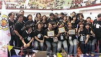 馬祖環保志工隊榮獲102年第3屆全國環保志(義)工環境知識競賽優勝成績後開心合影。(圖:連江縣政府環保局、馬祖環保志工代表隊提供)