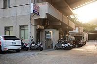 連江縣農會設在清水村7-11後方的提款機16日凌晨2時疑遭毀損未遂,所幸存款並無損失,並清楚掌握到嫌犯影像,警方循線偵辦中。(圖:本報資料室)