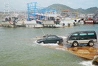 　舟車並駕。（圖與文：陳其敏）