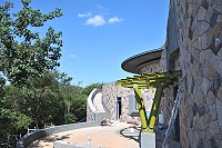 大澳山戰爭公園12主題館閒置空間規劃賣店,明年委外經營。(圖/文:陳鵬雄)