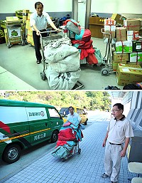 馬祖郵局推出掛號郵件轉運新措施,只要海運「連續停航」,停航第2天即實施轉運,昨天上午是新機制啟用後,地區一般掛號郵件首次走空運,由經理張中林親自督軍,將地區寄出的掛號郵件320件全數送往南竿機場寄出,大幅縮減送件時間。(圖/文:曹重偉)