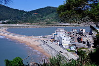 　沙洲上的城堡。（圖與文：陳鵬雄）