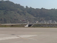 闊別馬祖9年的德安航空直升機再度出現馬祖機場,近日展開密集進離場訓練。(圖/文:陳鵬雄)