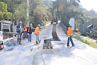 　北竿大澳山戰爭公園因電力地下化工程道路開挖，園區暫時停止對外開放。（圖／文：陳鵬雄）