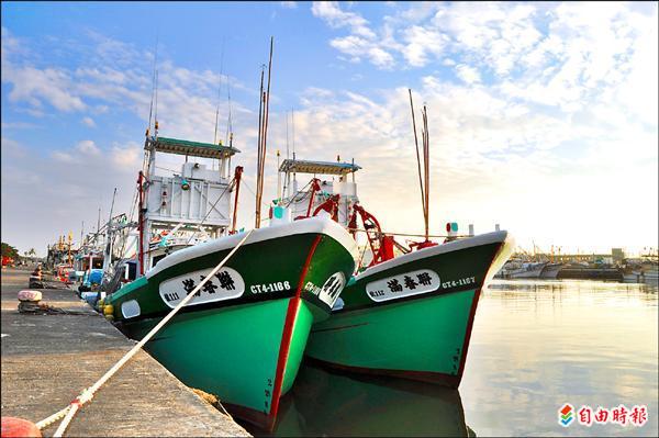 南部唯一一組捕烏魚船隊-興達港「聯春滿號」漁船,下週一(9日)將出航捕烏。