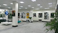 曹楷智油畫、雕塑、裝置複合媒材個展今年新創作發表,依空間狀態展示,有創意且舒適感。(圖:李若梅提供)