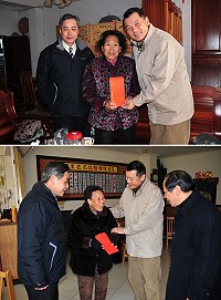 農曆新年將至,副縣長陳敬忠昨天在局長王詩乾、鄉長朱秀平(左1)等人陪同下,前往致贈南竿鄉65歲以上年長鄉親、低收入戶、中低收入戶老人及中低收入身心障礙者、特殊境遇家庭春節慰問金,一行登門噓寒問暖拜年之外,也親切提醒冬天期間要注意保暖。(圖/文:曹重偉)