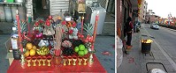 圖為家中供桌上擺放豐盛當地特色供品供奉祖先,焚燒紙箔,祈佑闔府平安、順心如意。(圖:陳曉婷、本報編輯部)