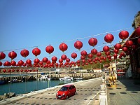 　迎春祈福。（圖與文：陳其敏）