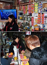 您刮了嗎?過年民間最夯話題當然是「刮刮樂」莫屬,大家都先刮為快,據民間業者表示,過年前幾天買氣最旺,以公務族群最多,而且鎖定高價位刮刮樂,買起來毫不手軟,單價1千、2千元的都被一掃而空。(圖/文:曹重偉)