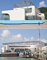 　福澳旅運大樓工程目前完成進度80%，純白色外牆與巍峨的體積相當引人注目。（圖／文：馮紹夫）