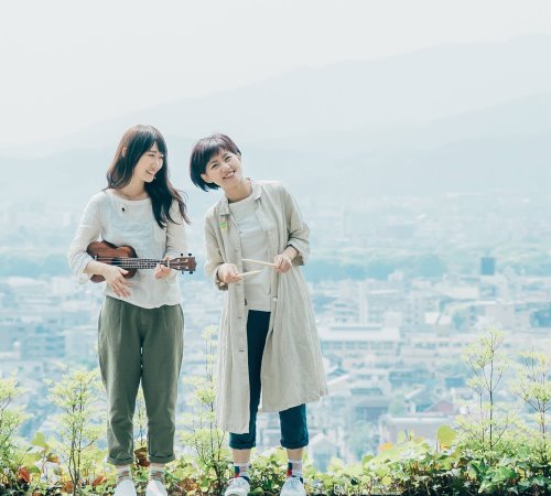 ▲「2015馬祖北海仲夏音樂會」將於8月7日登場,圖為細膩女聲雙人音樂創作組合「核桃KurumiQ」。(圖/馬祖國家風景管裡處提供)