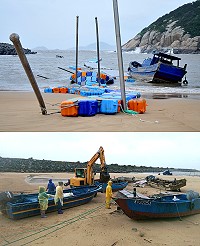 塘岐馬鼻灣簡易浮排在此次風災過後嚴重受損,多艘小船翻覆漁民損失慘重。(圖/文:陳鵬雄)