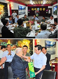 總統馬英九昨天上午抵馬視導防務,縣長劉增應、議長張永江、指揮官莫又銘均前往接機;馬英九致贈馬防部加菜金,臨行前還特別慰問今年已88歲高齡的榮民宋景文。(圖/文:曹重偉)