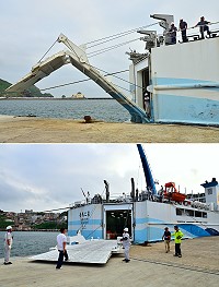 「臺馬之星」首次在東引中柱港進行船艉跳板升降測試,過程順利。(圖/文:陳其敏)