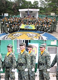 (上圖)北高機步連全體官兵實施軍歌競賽,鬥志昂揚。(下圖)北高機步連弟兄高唱軍歌,展現嘹亮歌喉。(圖/文:陳智強