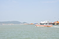 　南北竿海運回歸南竿整點開船、半點北竿開船原狀，一天曾有21班船的空前便利性不再。（圖／文：馮紹夫）