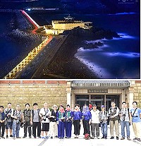 泉州台商區攝影協會在地區攝影學會邀請下,一行14人由執行主席陳霹率隊專程回訪馬祖,密集行程走遍四鄉五島,更驚奇的是團員林乙方還在東引拍攝到10月的「藍眼淚」。(圖:連江縣攝影學會提供)