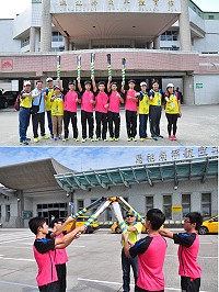 104年全國運動會聖火傳至馬祖,教育局長陳冠人代表縣長劉增應及全體鄉親迎接聖火,並將聖火傳給馬祖角力隊,18日將在高雄進行比賽。(圖/文:馮紹夫)