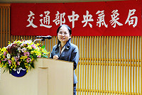 　中央氣象局昨天舉辦馬祖氣象站新任主任佈達典禮，在局長辛在勤佈達及監誓下，蕭美菁正式成為馬祖氣象站主任。（圖：中央氣象局馬祖氣象站提供）