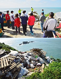東引鄉代會、鄉公所鄉政考察,在南橋臨海邊坡發現大量廢棄物,嚴重破壞環境景觀。(圖/文:陳其敏)