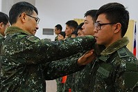 　莫指揮官為晉任人員授階。（圖／文：陳浙巖）