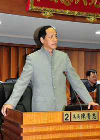 議員陳貴忠進行質詢。（圖／文：曹重偉）