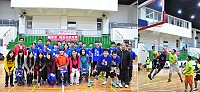 「104年連江縣體育季-縣長盃3對3籃球賽」火熱登場!男子組「膝蓋行不行」稱王,女子組「旗艦隊」封后。(圖/文:馮紹夫)