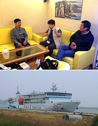 上圖:航港局繼10日派遣具資深輪機長歷練的技士之後,12日再派資深船長歷練的技士許敦皓(圖中)抵馬並已上船協助相關航務,左為「臺馬之星」船長李啟煌,右為連江航業工程師吳岳;下圖:「臺馬之星」12日上午在福澳港移泊至S3碼頭進行主機檢修。(圖:交通局)