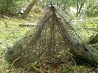 大坵島上發現一張疑似專為獵捕梅花鹿的漁網。(圖:遊客提供)