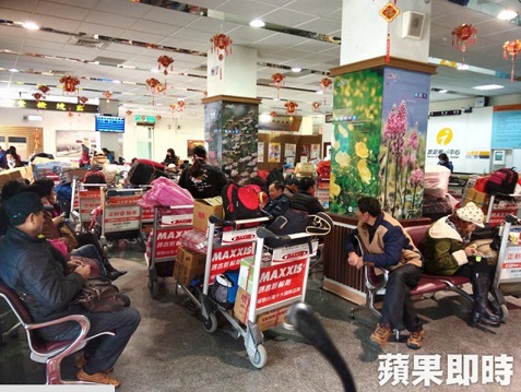 過年兩馬小三通人潮重現。胡依北攝