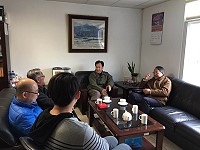 　縣長劉增應、秘書長張龍德前往交通局慰問，肯定春運期間同仁工作表現。（圖：連江縣政府）