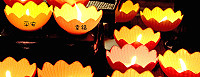 　馬祖擺暝文化祭系列亮點活動即將展開！特別的是今年十四暝（2月21日）當晚將藉由施放祈福水燈活動，來增添擺暝文化祭典的熱鬧氣氛，也帶給居民幸福平安及遊馬旅客更多的民俗體驗，歡迎踴躍登記。（圖／文：曹重偉）