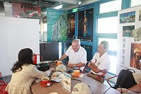 馬管處即日起至11月30日再次辦理憑外國護照兌換飲料券活動。(圖:馬管處提供)