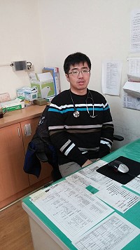 　西莒子弟兵內科醫師劉峻瑋就任西莒衛生所主任。（圖：劉峻瑋提供）