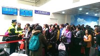 大批陸客從白沙出境返回大陸,黃岐航線再創單日運量最高新紀錄。(圖/文:陳鵬雄)