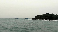 　亮島朝聖。（圖：吳洪官／ 文：陳鵬雄）