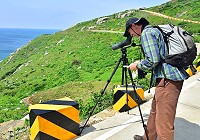 　來自台南的Mark，東引走透透賞鳥，樂在生態旅遊。（圖／文：陳其敏）
