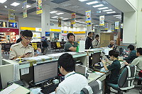 　立榮8班加班機20%居民保留票開賣，截至昨日部分加班機仍有居民保留票空位，立榮將持續販售一個星期。（圖／文：馮紹夫）