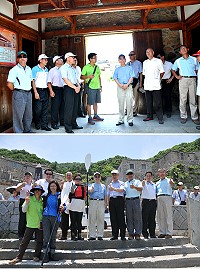 福建省政府主席張景森訪視北竿坂里大宅與芹壁水上活動,鼓勵地方發展特色觀光與展現大海子民的風情。(圖/文:陳鵬雄)
