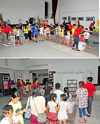 繼環遊世界成果發表會之後,台北科技大學創意夜市10日晚間在光武堂歡樂登場,而且延續營隊的世界風,讓小朋友以體驗外國節慶的方式來玩遊戲,而且一律免費,大小朋友們玩得不亦樂乎。(圖/文:曹重偉)