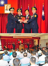 　連江縣警察局長走馬換將，原局長陳朝龍（左一）調任國道公路警察局副局長，職缺由警察機械修理廠長王鳳輝（右一）調升；縣長劉增應於交接典禮上肯定陳局長的傑出貢獻，也勉勵王局長就任後能發揮所長，全力投入馬祖治安維護工作。（圖／文：曹重偉）
