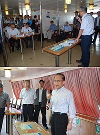 上圖:縣府交通局長林長青向行政院長林全報告馬祖海運發展問題及建議。下圖:閣揆林全首度訪馬,針對馬祖海空交通問題承諾行政院將積極處理,研擬務實方案以求兼顧馬祖觀光發展與交通需求。(圖/文:楊凱棻)
