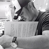 　縣府文化局「夢想成真、馬祖成功人士講座」第三場特邀到北竿青年導演王禮瀅，與大家分享《逆轉人生，走出新世界》，歡迎軍民鄉親8月25日晚間7時30分前往民俗文物館聆聽。（圖：縣府文化局）