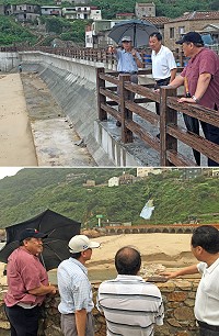 因應「莫蘭蒂」颱風來襲加上中秋大潮,縣長劉增應14日下午特別會同議長張永江、鄉長陳振國前往復興澳口、福澳遊客、漁港碼頭及津沙海堤等處會勘防災整備情形。(圖/文:曹重偉)