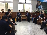 民航局長林國顯11日來馬視察南北竿機場,昨日前往拜會縣長劉增應、立委陳雪生、議長張永江,討論馬祖空中交通議題。(圖:連江縣政府提供)
