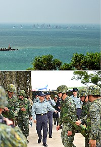 　火砲射擊南澳周邊海域實施，精準命中目標區，在海面上激起水柱。陸軍東引地區指揮部「聯信操演」，陸軍副參謀總長王信龍中將全程視導操演。 （圖／文：陳其敏） 