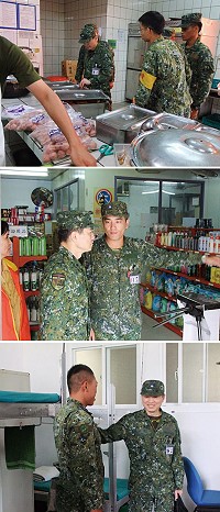 (上圖)主任視導伙房作業叮嚀膳食衛生。(中圖)瞭解北高地區營站營運狀況。(下圖)主任關懷官兵生活並與弟兄話家常。(圖/文:黃信助)